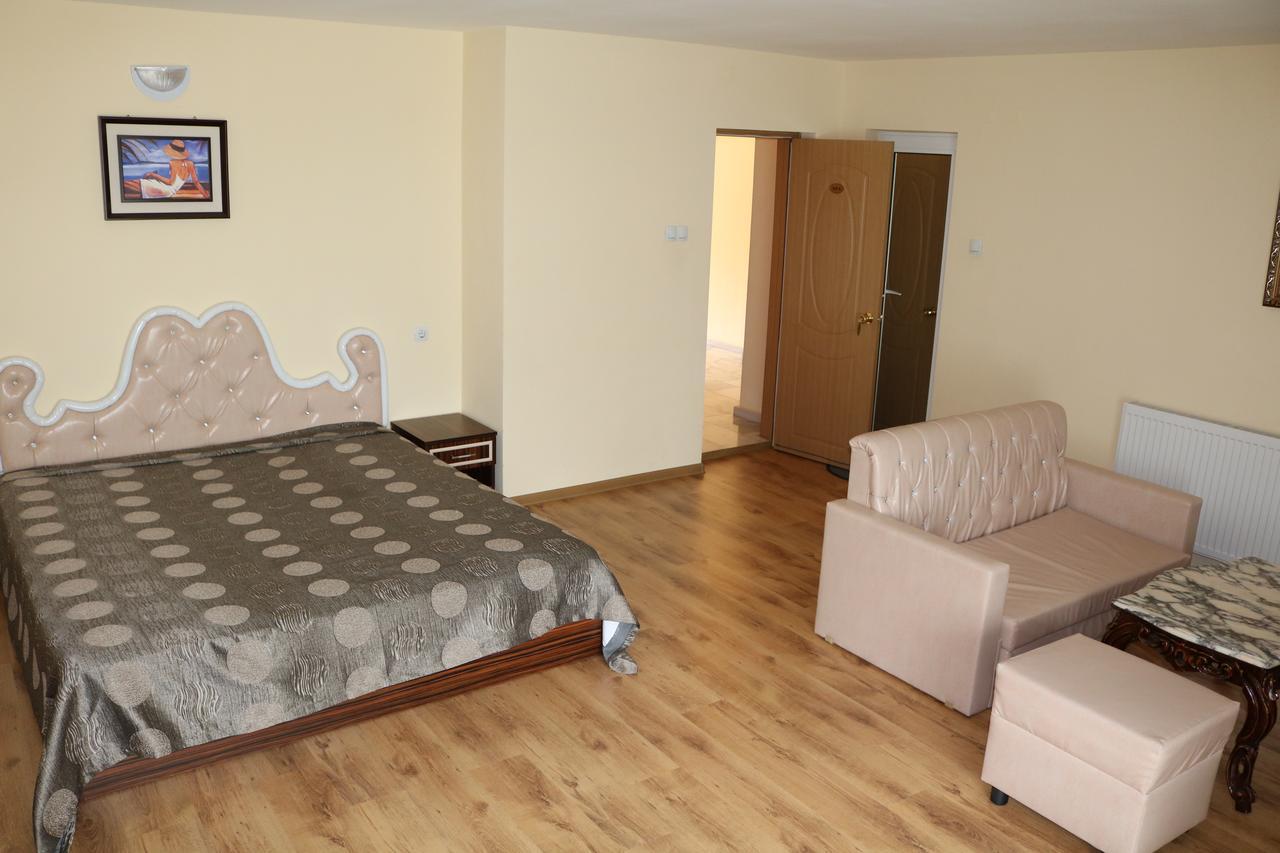 Kŭrdzhali Hotel Arda מראה חיצוני תמונה