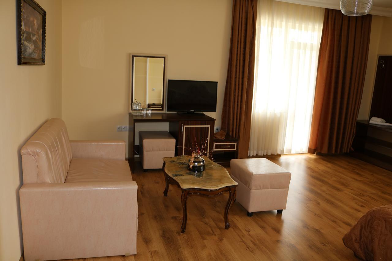 Kŭrdzhali Hotel Arda מראה חיצוני תמונה